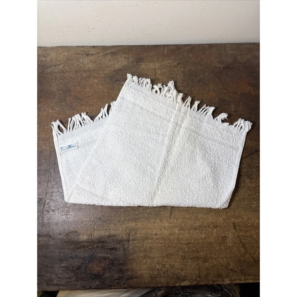 Vtg White Cannon Hand Towel 16